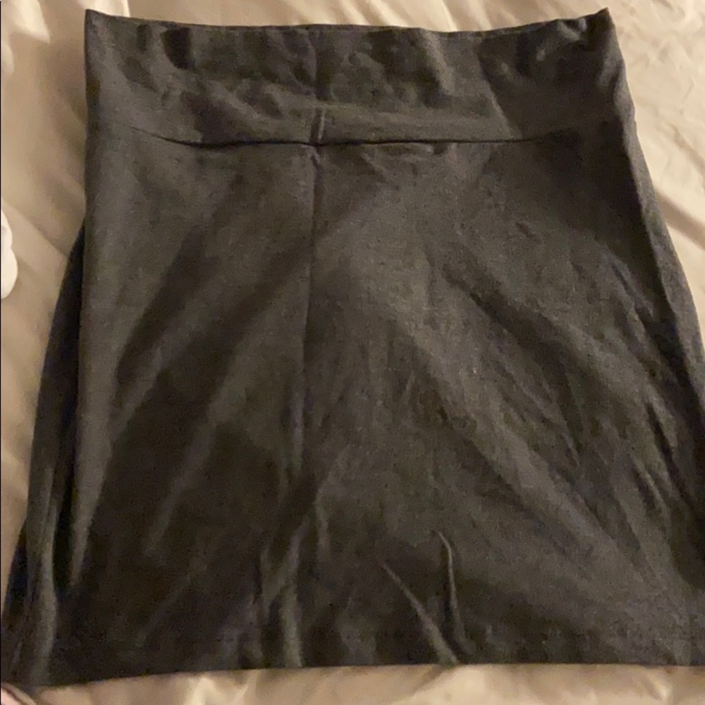 grey pencil skirt